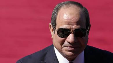 السيسي يعلن حل قضية تهم مئات الآلاف من المصريين